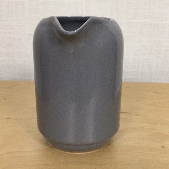 NWOT Crate & Barrel mid-century modern creamer - Picture 4 of 6